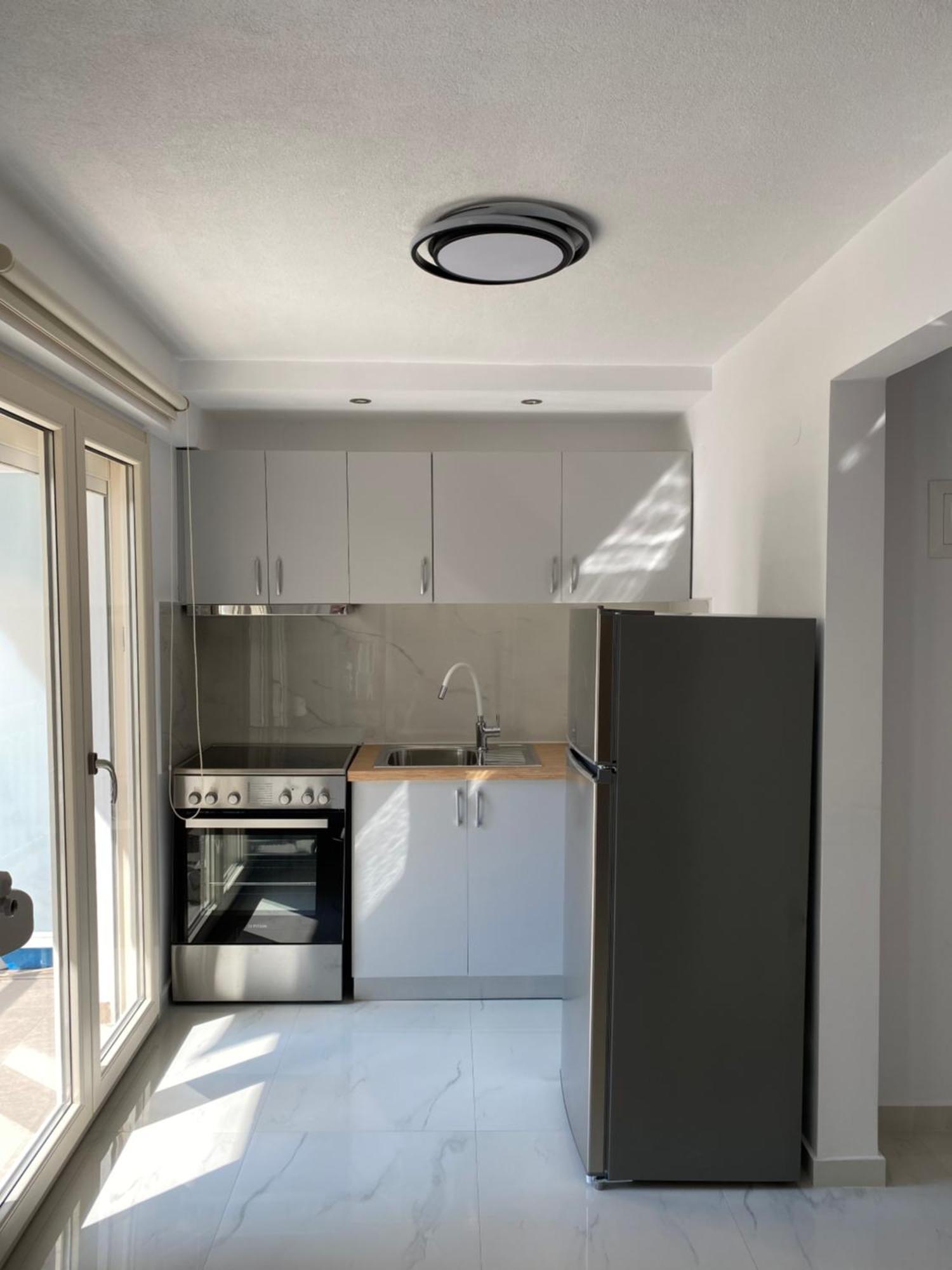White Apartment 卡瓦拉 外观 照片